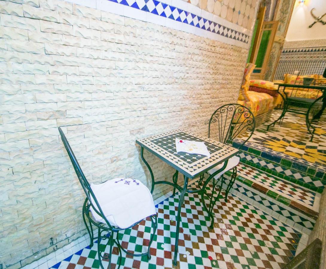 Palais Fes Yahya - Family Hosting Hotel ภายนอก รูปภาพ